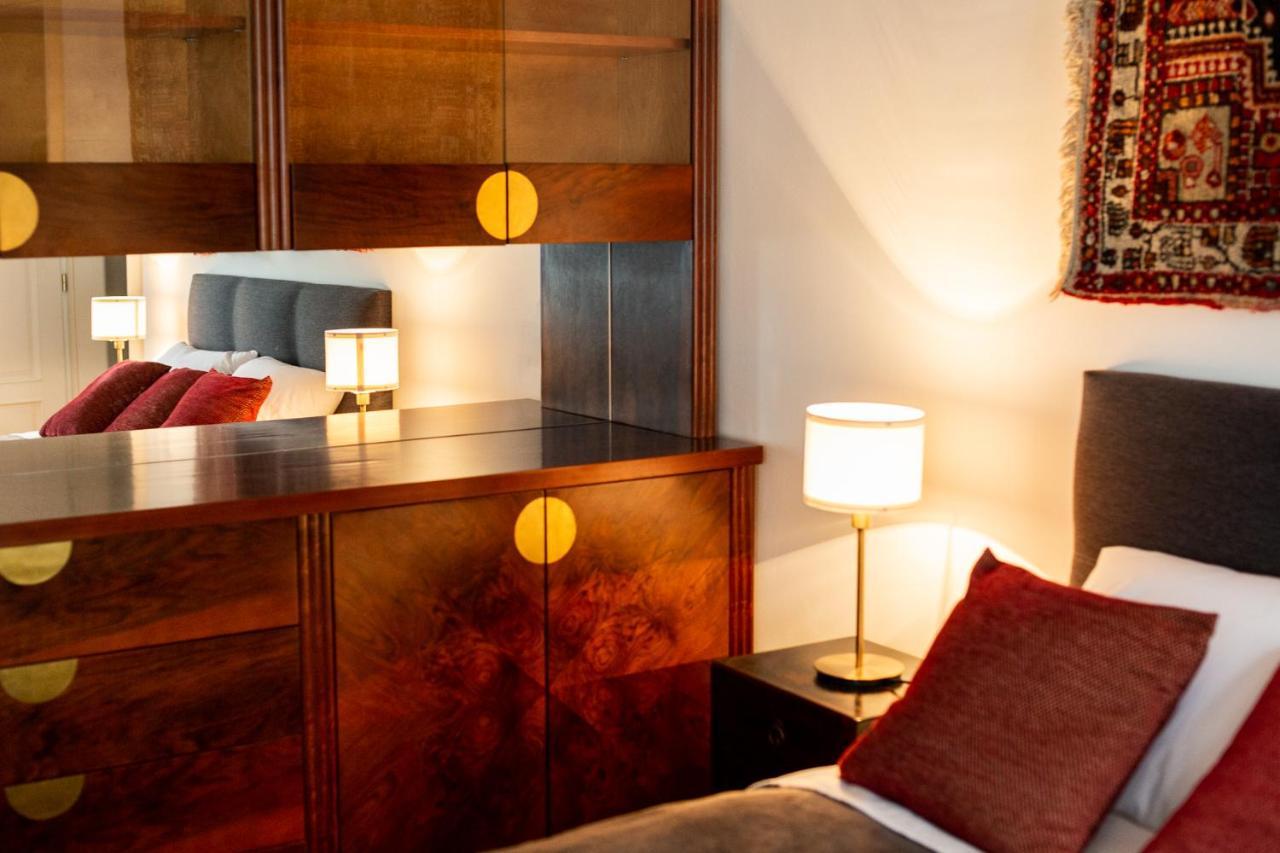 Pałac Zieleniewskich św Marka 31 Apartament *
