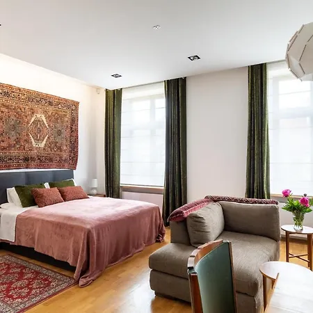 Palac Zieleniewskich Apartamenty Sw Marka 31 Krakow Exterior photo