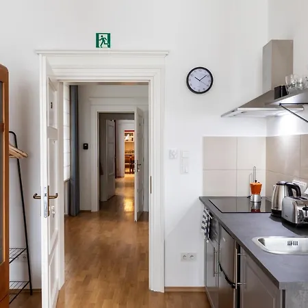 Palac Zieleniewskich Apartamenty Sw Marka 31 Krakow Exterior photo