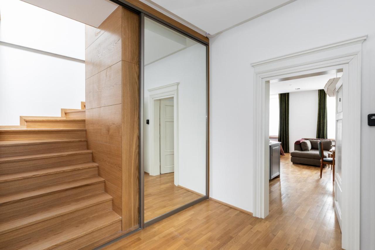 Palac Zieleniewskich Sw Marka 31 Apartment Krakow