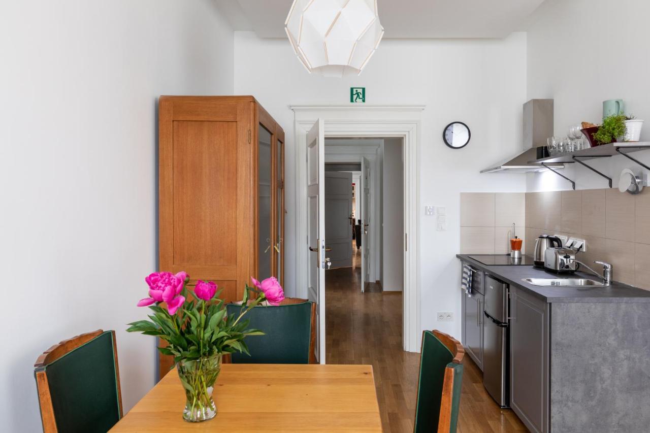Palac Zieleniewskich Sw Marka 31 Krakow
